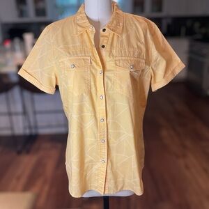 Yellow Short-Sleeve Snap-Front Shirt for Women